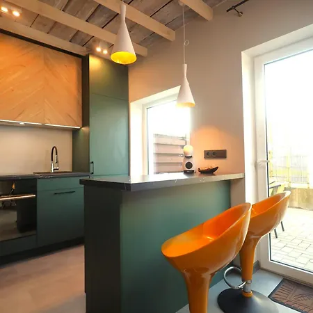 Center アパート *