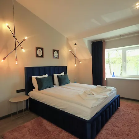 Center * パランガ